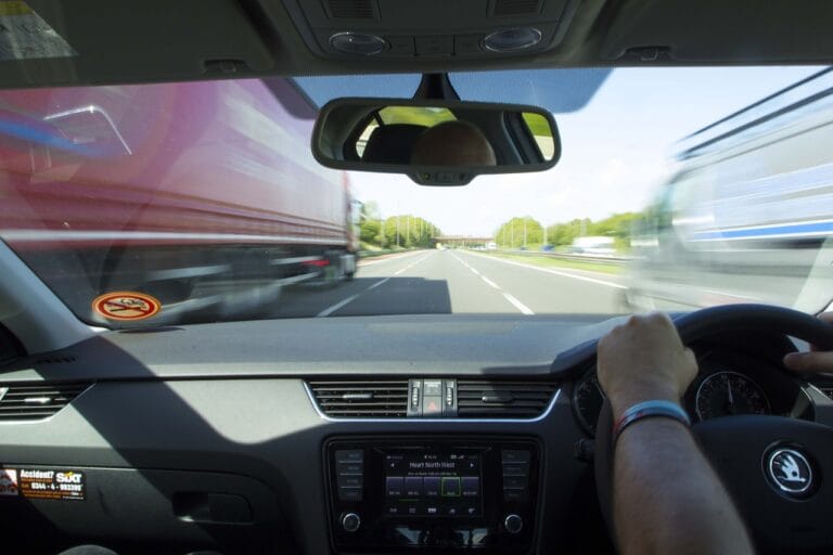 Park Assist w Skodzie – jak działa w praktyce?
